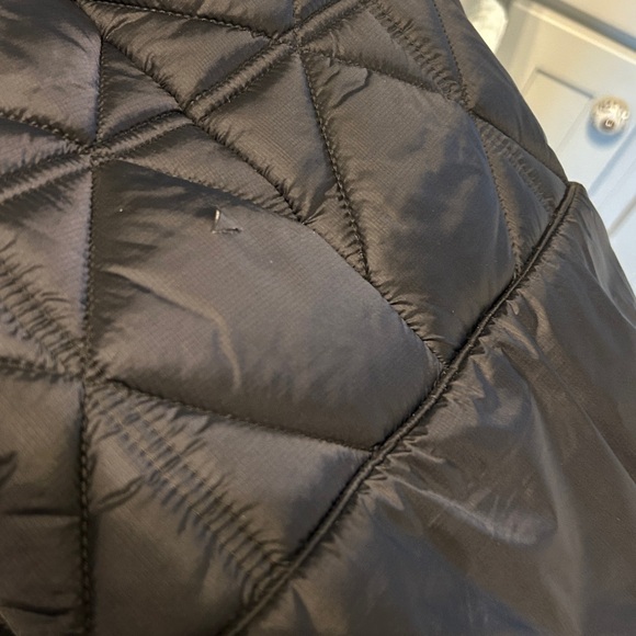 Patagonia Women's Black Puffer Knee Length Coat - Picture 6 of 6